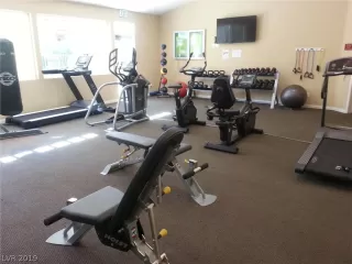 Photo #4: 2070255 Listing