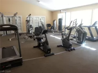 Photo #5: 2070255 Listing