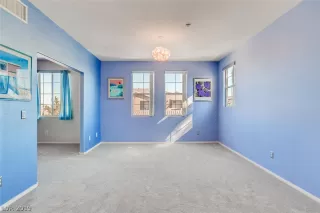 Photo #4: 2070303 Listing