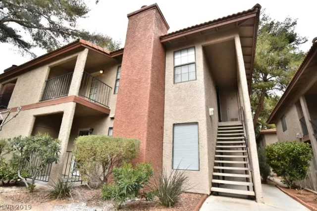 MLS: 2070320 Condo For Sale