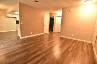 Photo #3: 2070320 Listing 