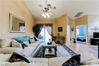 Photo #3: 2070354 Listing 