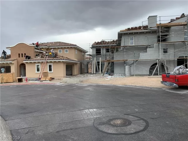 MLS: 2070377 Condo For Sale