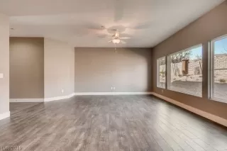 Photo #2: 2070377 Listing 