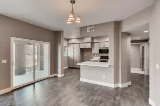 Photo #3: 2070377 Listing 