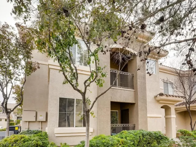 MLS: 2070381 Condo For Sale