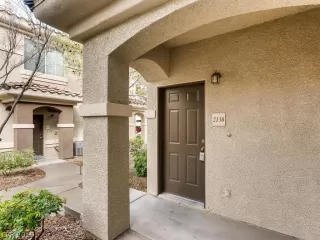 Photo #3: 2070381 Listing