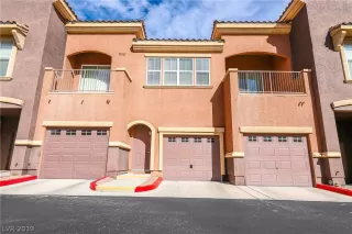 Photo #2: 2070393 Listing