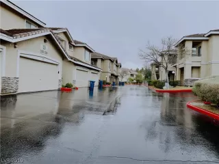 Photo #1: 2070421 Listing