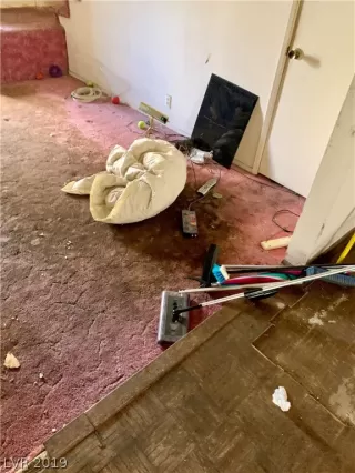 Photo #4: 2070461 Listing