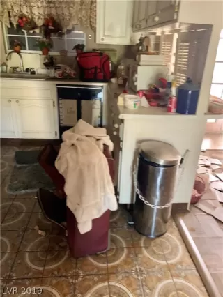 Photo #6: 2070461 Listing