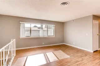 Photo #5: 2070494 Listing