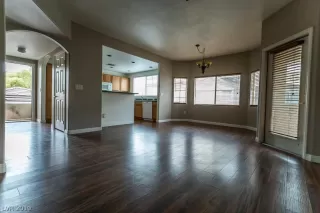Photo #2: 2070567 Listing 
