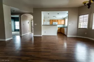 Photo #4: 2070567 Listing 