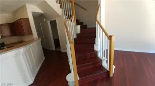 Photo #4: 2070598 Listing 