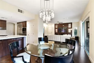 Photo #1: 2070610 Listing