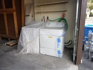 Photo #6: 2070616 Listing