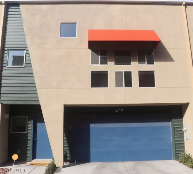 MLS: 2070622 Condo For Sale