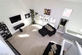 Photo #1: 2070622 Listing