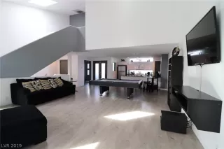 Photo #3: 2070622 Listing