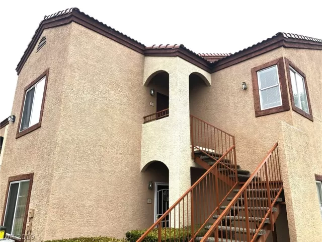 MLS: 2070624 Condo For Sale