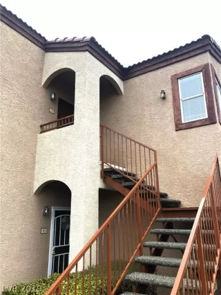 Photo #2: 2070624 Listing 