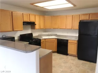 Photo #5: 2070624 Listing 