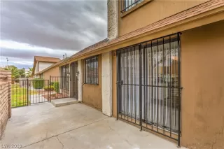 Photo #5: 2070631 Listing