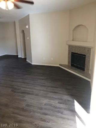 Photo #2: 2070679 Listing