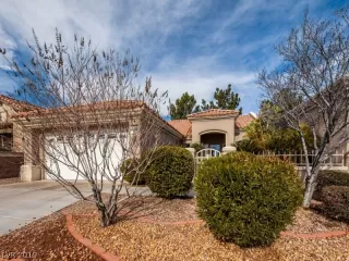 Photo #4: 2070736 Listing