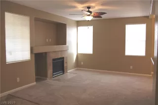 Photo #3: 2070780 Listing