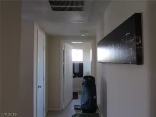 Photo #3: 2070824 Listing