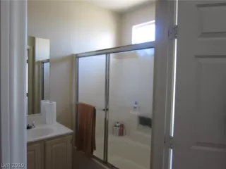 Photo #5: 2070824 Listing