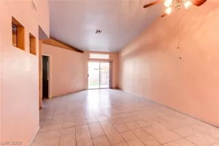 Photo #3: 2070828 Listing 