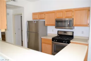 Photo #4: 2070852 Listing