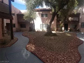 Photo #3: 2070873 Listing 