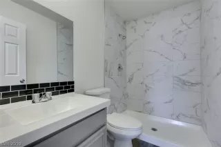 Photo #2: 2070900 Listing 