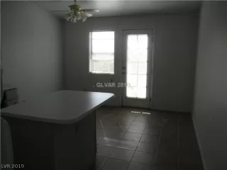 Photo #4: 2070973 Listing 