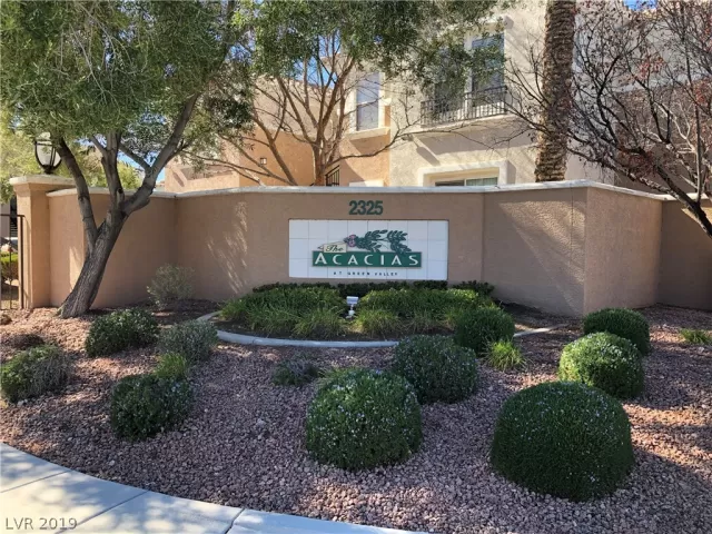 MLS: 2070999 Condo For Sale