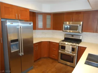 Photo #6: 2071018 Listing 