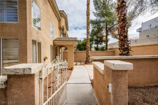 Photo #1: 2071022 Listing