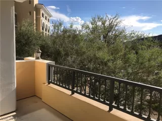 Photo #1: 2071061 Listing 