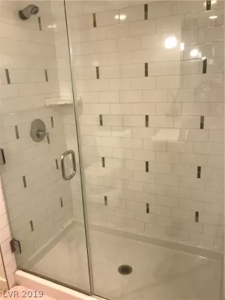 Photo #4: 2071068 Listing 