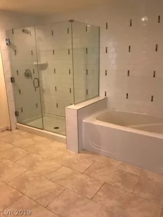 Photo #2: 2071131 Listing 