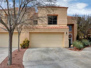 Photo #1: 2071136 Listing 