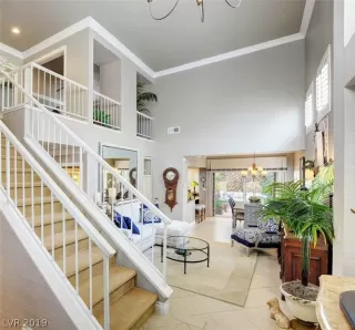 Photo #2: 2071136 Listing 