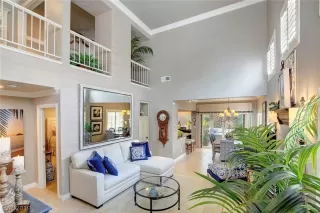 Photo #3: 2071136 Listing 