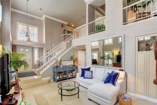 Photo #5: 2071136 Listing 