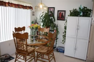 Photo #5: 2071140 Listing 