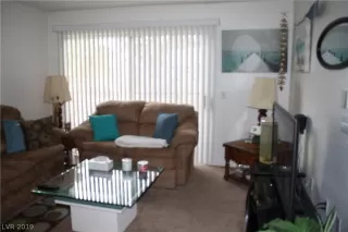 Photo #6: 2071140 Listing 